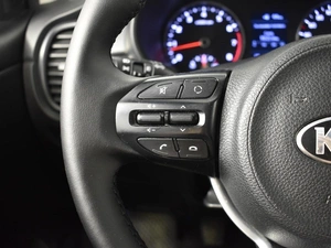 Седан Kia Rio 2017 года, 1183100 рублей, Казань
