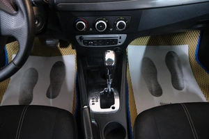 Седан Renault Fluence 2013 года, 789000 рублей, Омск