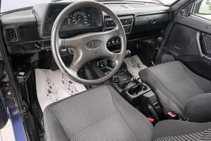 Внедорожник ВАЗ (LADA) Niva 2017 года, 649000 рублей, Красноярск