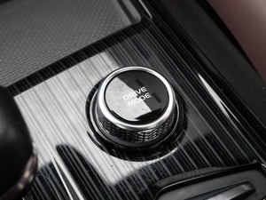 Внедорожник Geely Monjaro 2023 года, 3240000 рублей, Краснодар