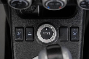 Внедорожник Nissan X-Trail 2010 года, 1299000 рублей, Кемерово