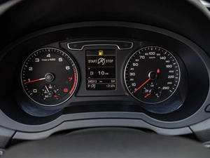 Внедорожник Audi Q3 2013 года, 1480000 рублей, Краснодар