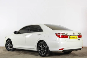 Седан Toyota Camry 2016 года, 1949000 рублей, Тюмень