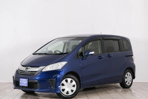 Минивэн Honda Freed 2015 года, 1299000 рублей, Красноярск