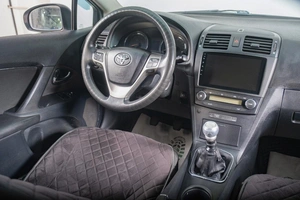 Седан Toyota Avensis 2009 года, 939000 рублей, Томск