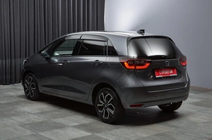 Хетчбэк Honda Fit 2020 года, 1699000 рублей, Красноярск
