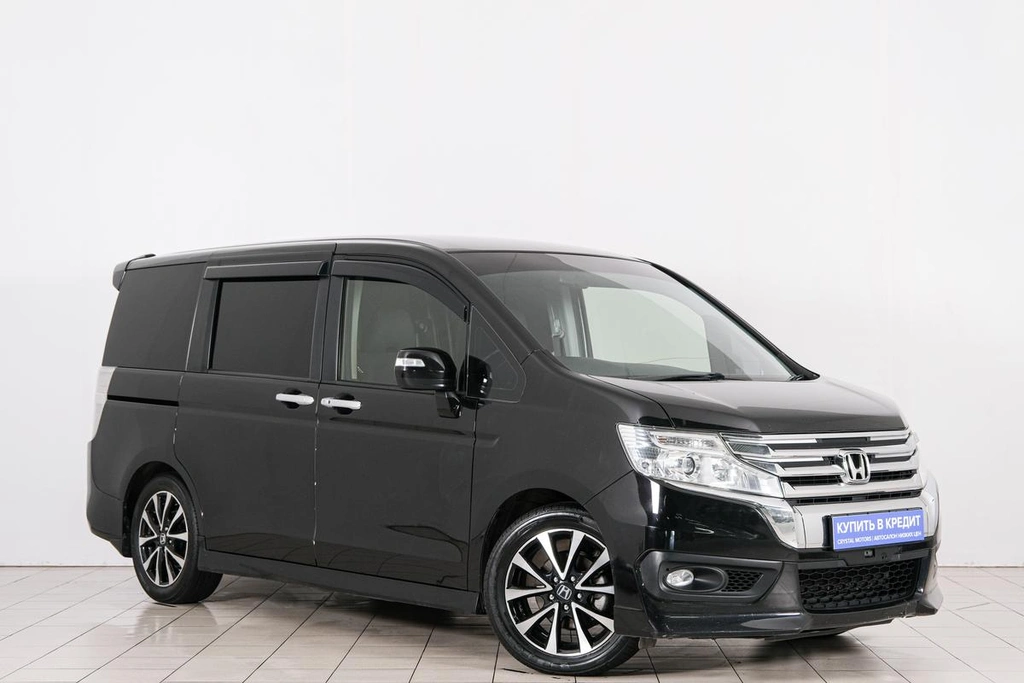 Минивэн Honda Stepwgn Spada 2014 года, 1569000 рублей, Красноярск