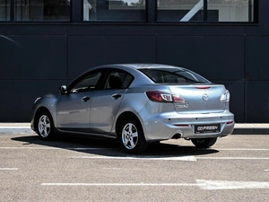 Седан Mazda 3 2012 года, 918070 рублей, Кирилловка