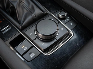 Хетчбэк Mazda 3 2019 года, 2140000 рублей, Краснодар