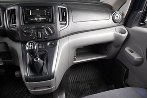 Минивэн Nissan NV200 2011 года, 1349000 рублей, Оренбург