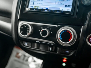 Хетчбэк Honda Fit 2014 года, 700000 рублей, Красноярск