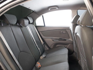 Седан Kia Rio 2009 года, 660000 рублей, Омск