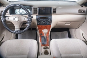 Седан Toyota Corolla 2003 года, 499000 рублей, Томск