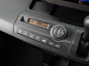 Минивэн Honda Freed 2011 года, 1189000 рублей, Тюмень