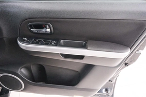 Внедорожник Suzuki Escudo 2008 года, 999000 рублей, Красноярск