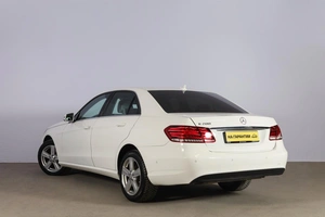 Седан Mercedes-benz E-класс 2014 года, 2149000 рублей, Новосибирск