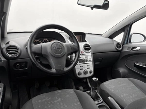 Хетчбэк Opel Corsa 2011 года, 719000 рублей, Орёл