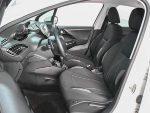 Хетчбэк Peugeot 208 2014 года, 649000 рублей, Аксай