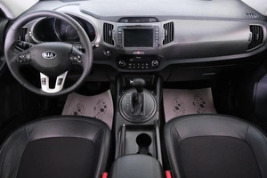 Внедорожник Kia Sportage 2013 года, 1399000 рублей, Омск