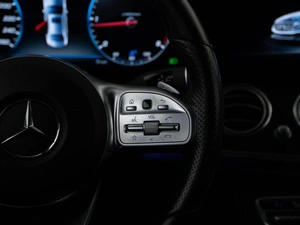Седан Mercedes-benz E-класс 2020 года, 2975055 рублей, Москва