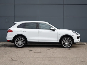 Внедорожник Porsche Cayenne 2012 года, 2610000 рублей, Краснодар