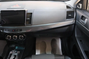 Седан Mitsubishi Lancer 2008 года, 839000 рублей, Омск