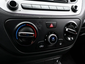 Седан Hyundai Solaris 2017 года, 999000 рублей, Волгоград