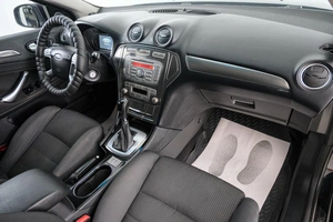 Седан Ford Mondeo 2010 года, 889000 рублей, Красноярск