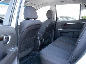 Внедорожник Hyundai Santa Fe 2011 года, 1570000 рублей, Волгоград