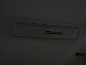 Минивэн Toyota Esquire 2015 года, 1675000 рублей, Красноярск