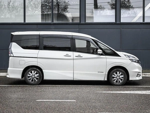Минивэн Nissan Serena 2019 года, 2239000 рублей, Кирилловка