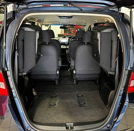 Минивэн Honda Freed 2010 года, 998000 рублей, Красноярск
