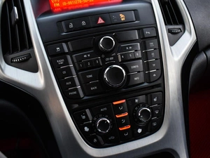 Хетчбэк Opel Astra GTC 2012 года, 848000 рублей, Краснодар