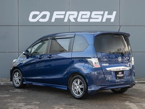 Минивэн Honda Freed 2012 года, 1315000 рублей, Краснодар