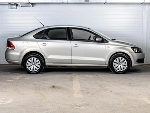 Седан Volkswagen Polo 2012 года, 885000 рублей, Ставрополь