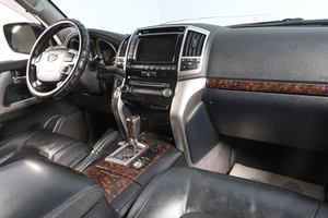 Внедорожник Toyota Land Cruiser 2015 года, 5649000 рублей, Новосибирск