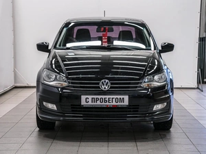 Седан Volkswagen Polo 2016 года, 1050000 рублей, Красноярск