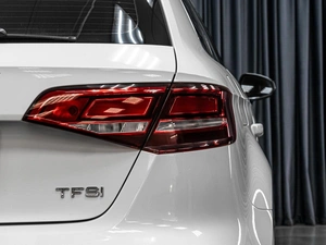 Хетчбэк Audi A3 2016 года, 1599000 рублей, Тюмень