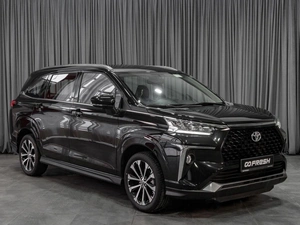 Минивэн Toyota Veloz 2023 года, 4249000 рублей, Тюмень