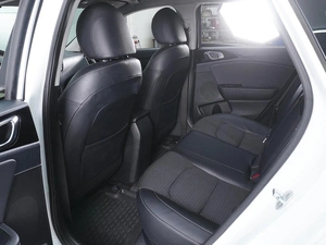 Хетчбэк Kia Ceed 2019 года, 1600000 рублей, Ростов-на-Дону