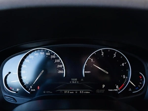 Седан BMW 5 серия 2018 года, 3299000 рублей, Волгоград
