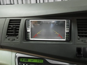 Минивэн Toyota Isis 2011 года, 999000 рублей, Ставрополь