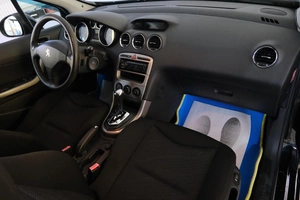 Хетчбэк Peugeot 308 2012 года, 629000 рублей, Омск