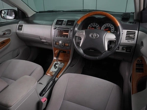 Седан Toyota Corolla Axio 2011 года, 899000 рублей, Воронеж