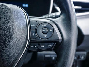 Хетчбэк Toyota Corolla 2021 года, 2050000 рублей, Красноярск