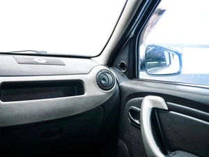 Седан Renault Logan 2012 года, 440000 рублей, Красноярск