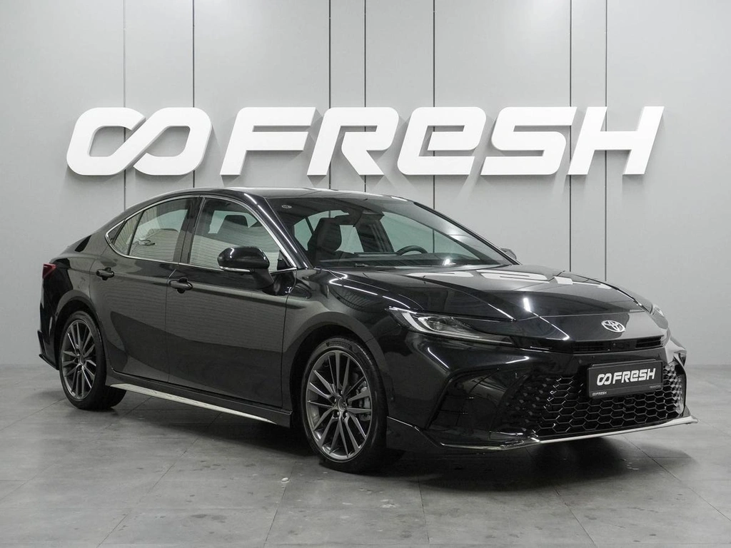 Седан Toyota Camry 2025 года, 4825000 рублей, Воронеж