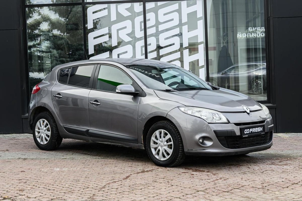 Хетчбэк Renault Megane 2011 года, 600000 рублей, Ульяновск