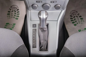 Универсал Opel Astra 2012 года, 749000 рублей, Томск