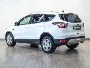 Внедорожник Ford Kuga 2017 года, 1549000 рублей, Саратов
